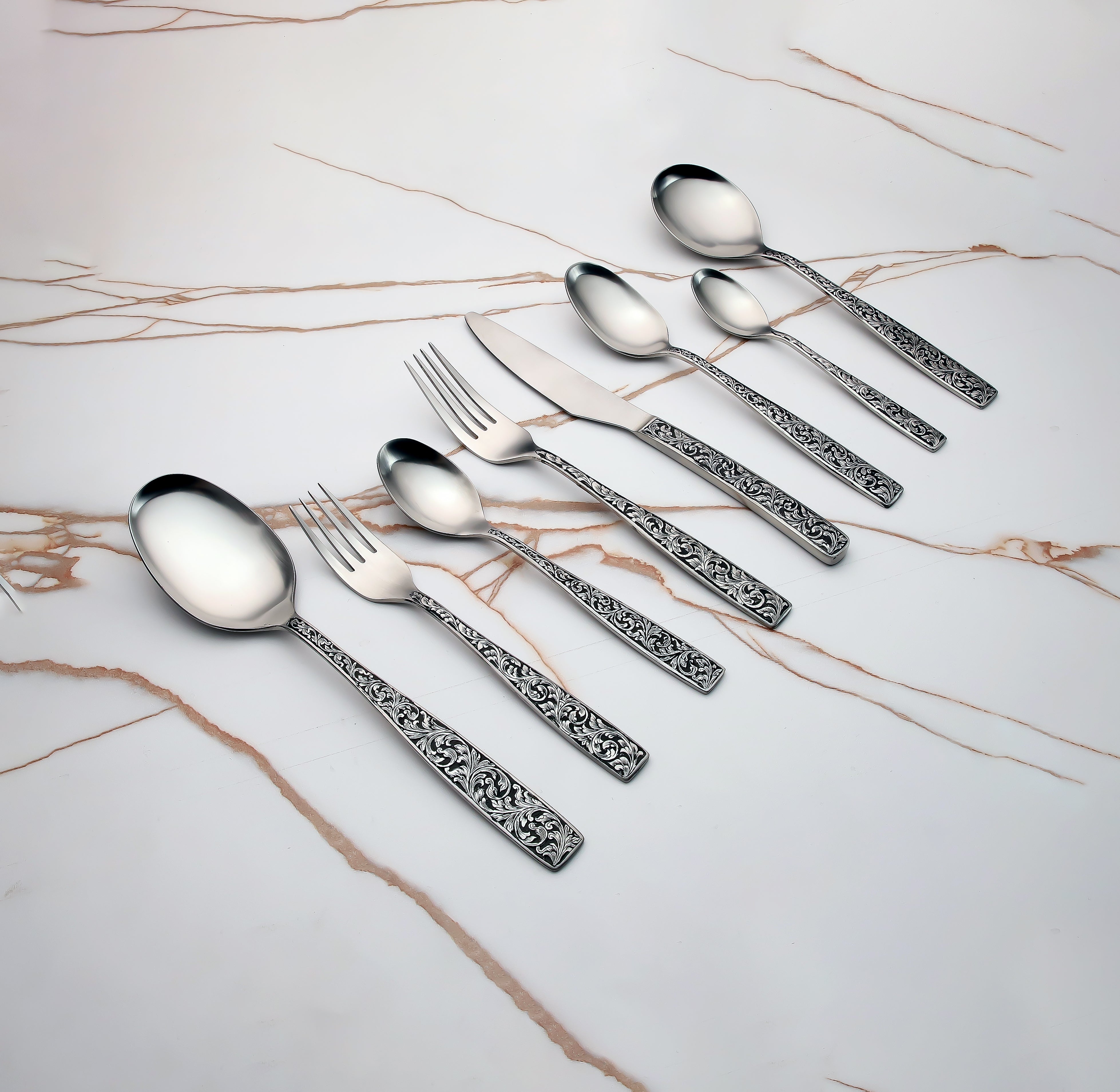 Artisan 6 Persons Serving Set