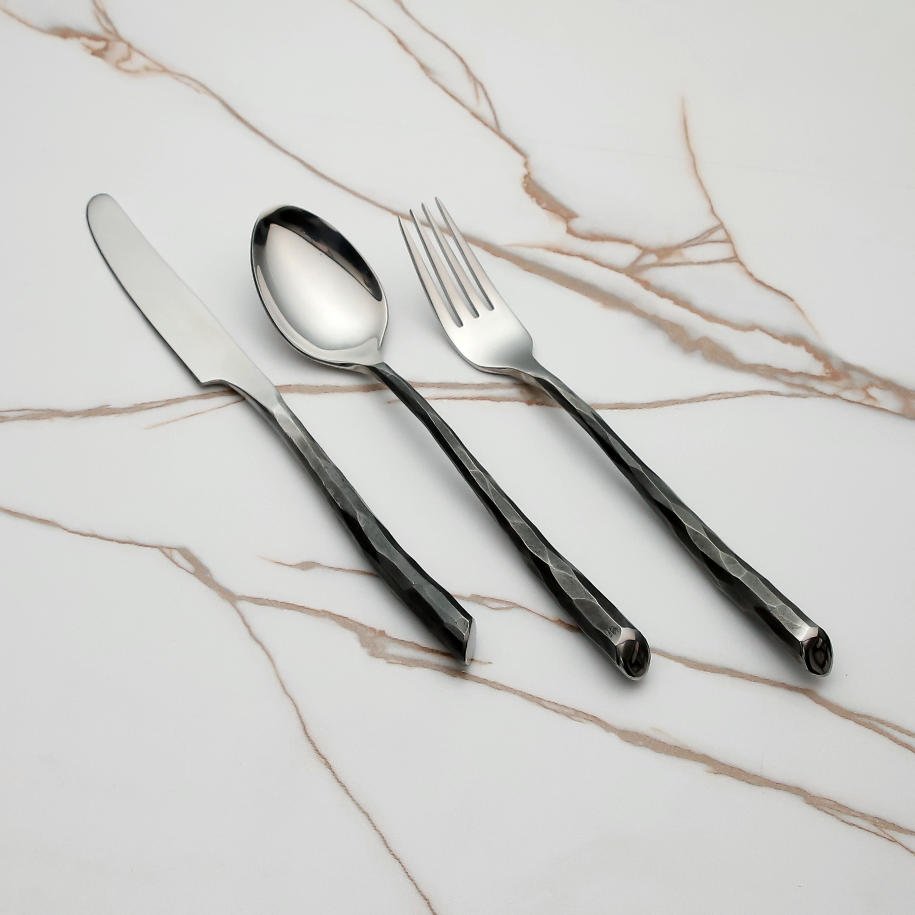 HUNER - SIYAH 8 PERSONS SERVING SET
