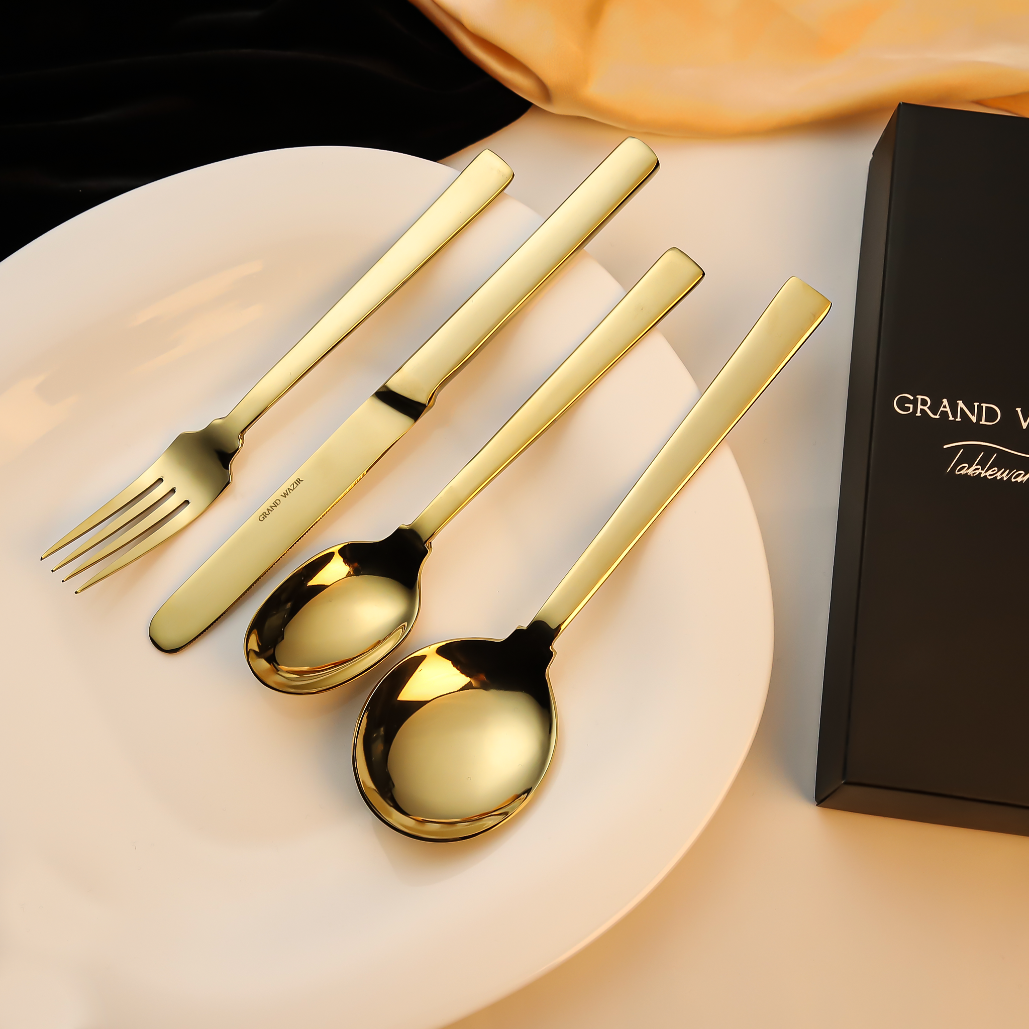 Zena Gold 8 Persons Serving Set