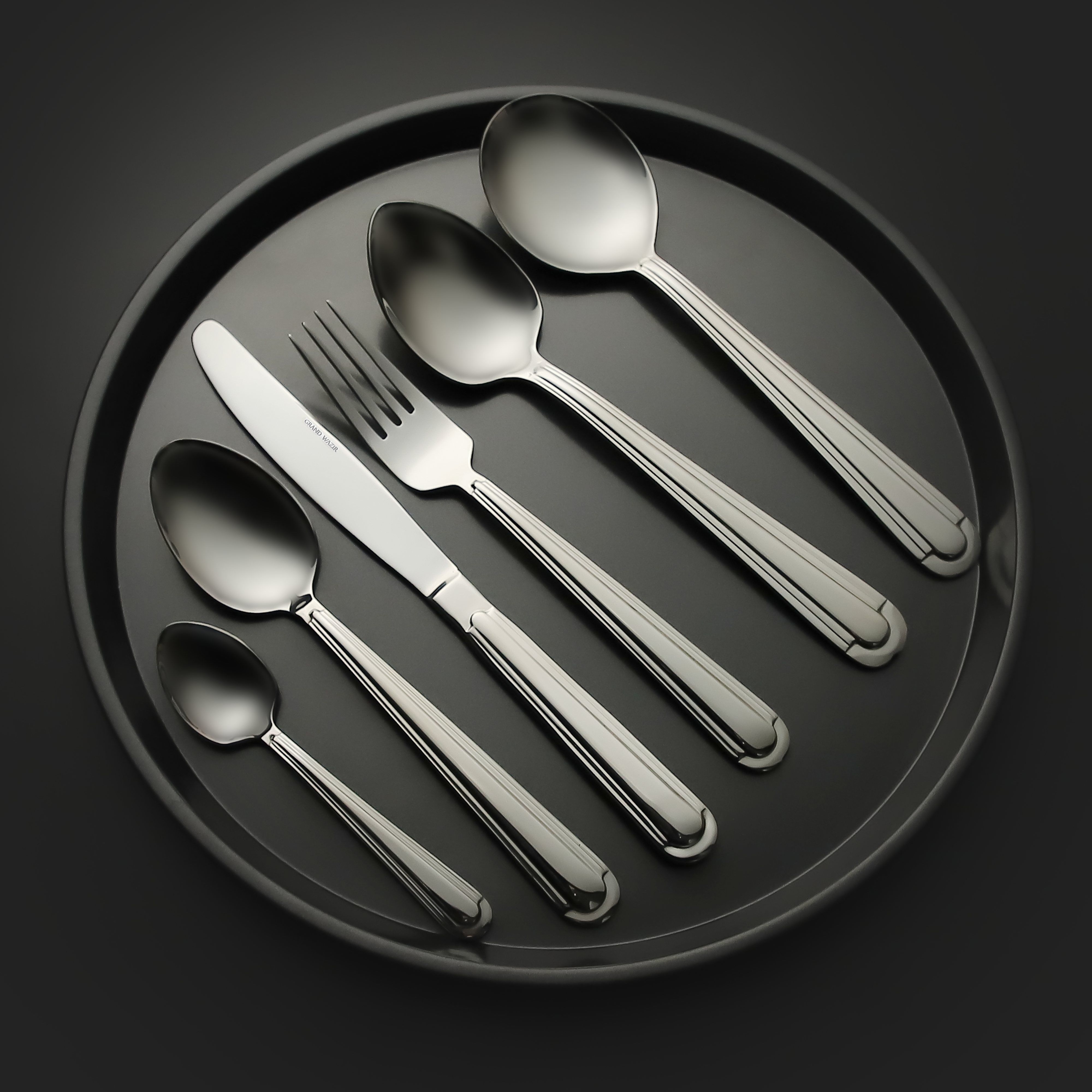 Regal 8 Persons Serving Set