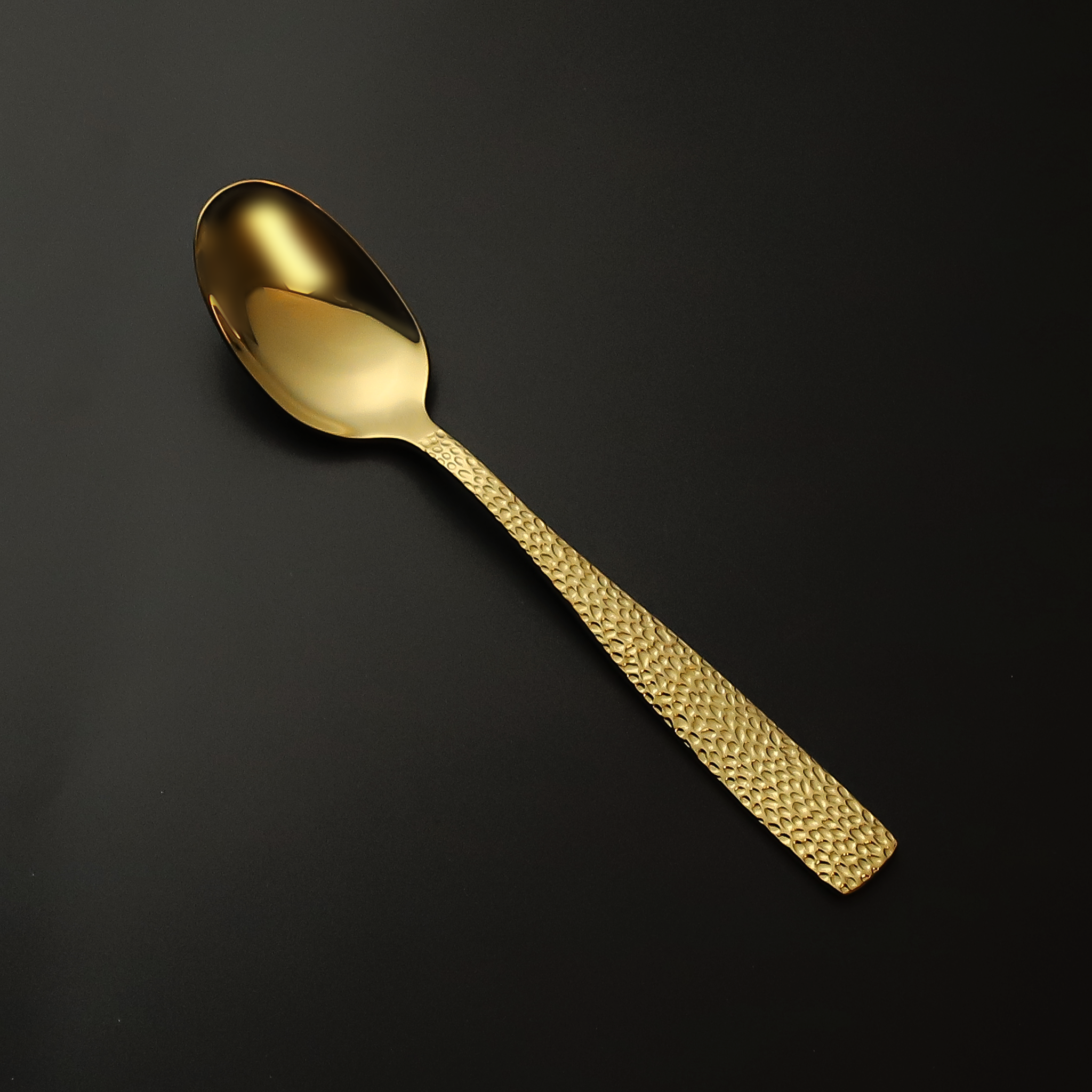 Sterling Hot-Selling Hammered Cutlery Set in Gold