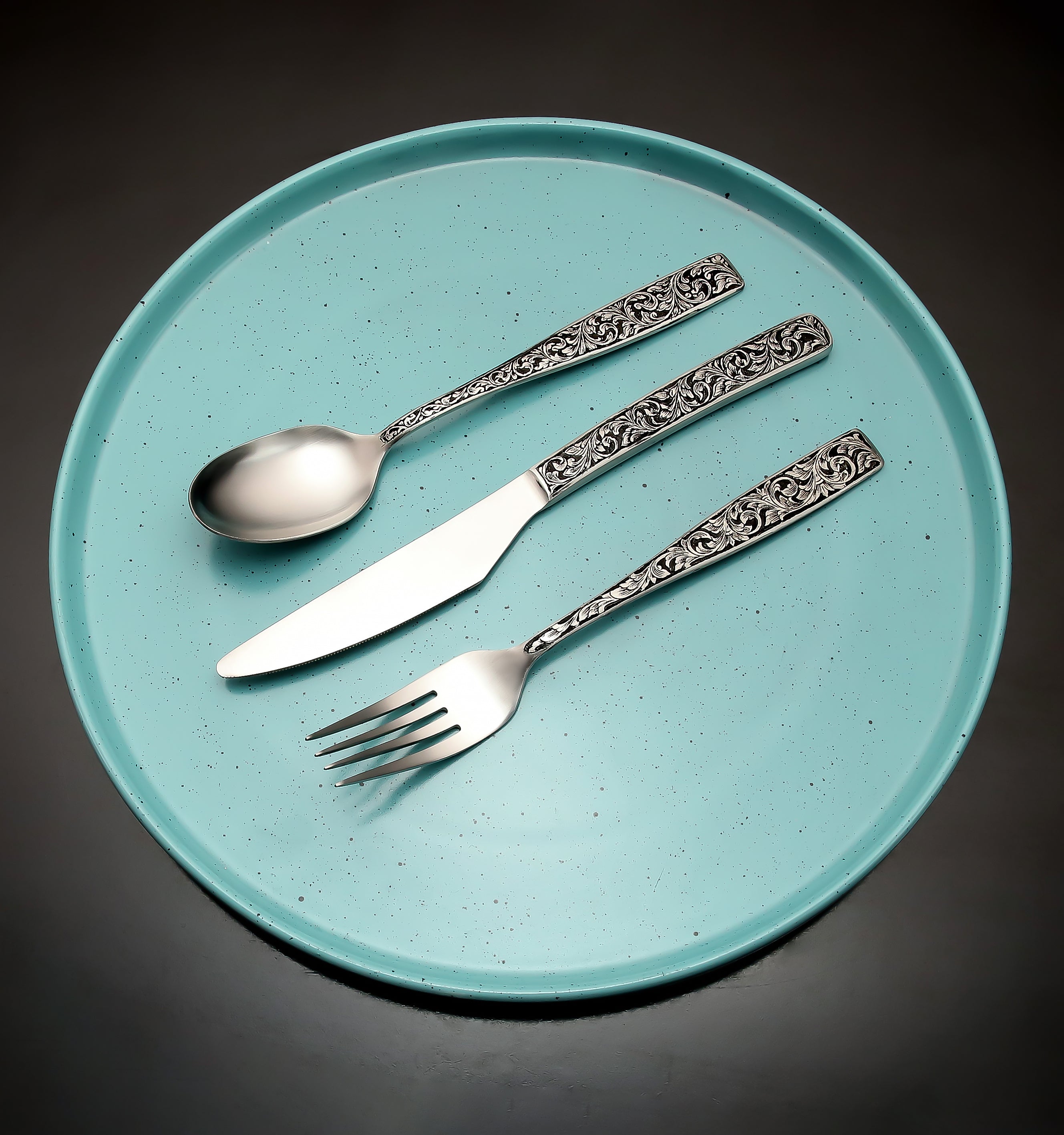 Artisan 4 Persons Serving Set