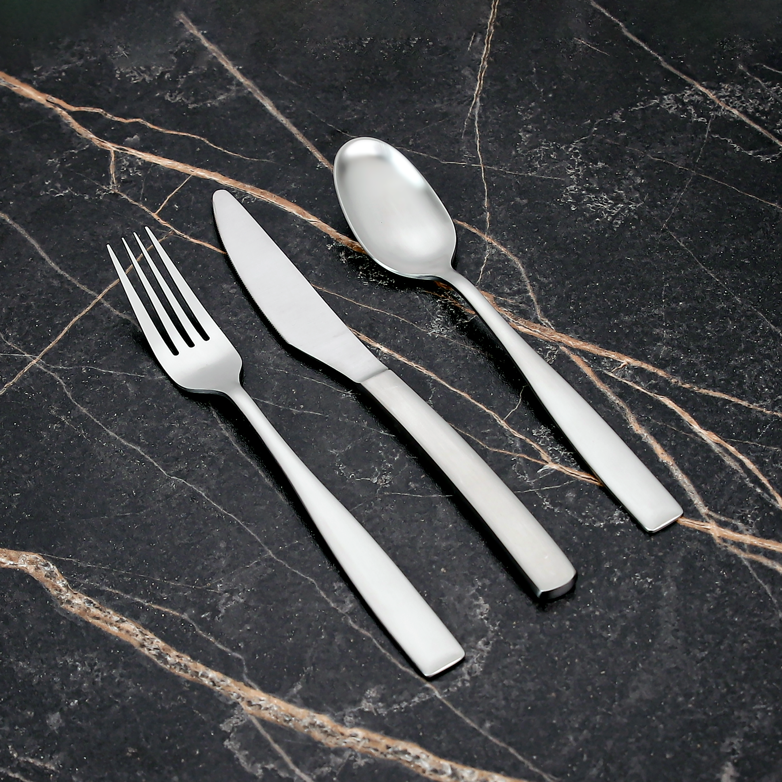 Matina 4 persons set