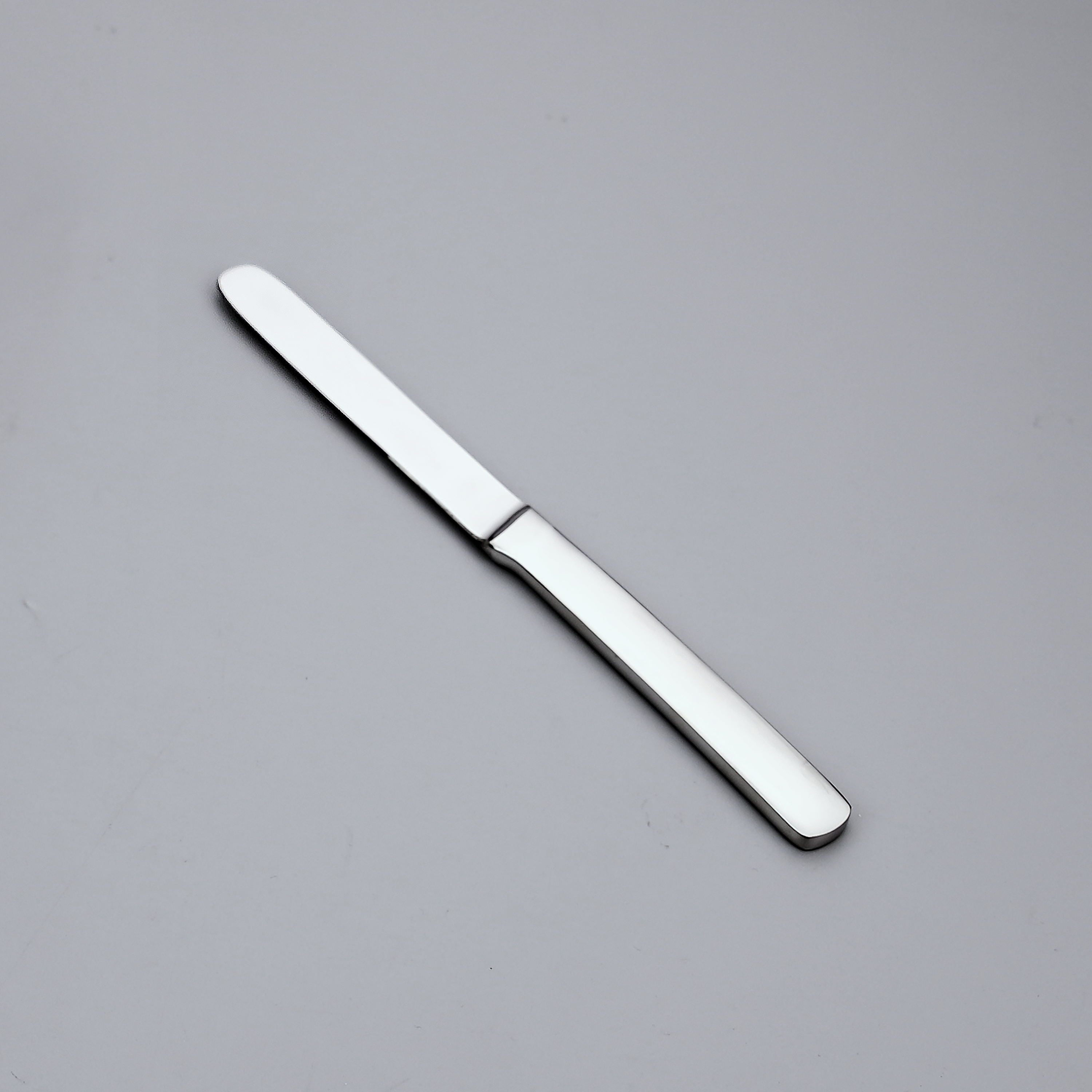 Zena Table Knife
