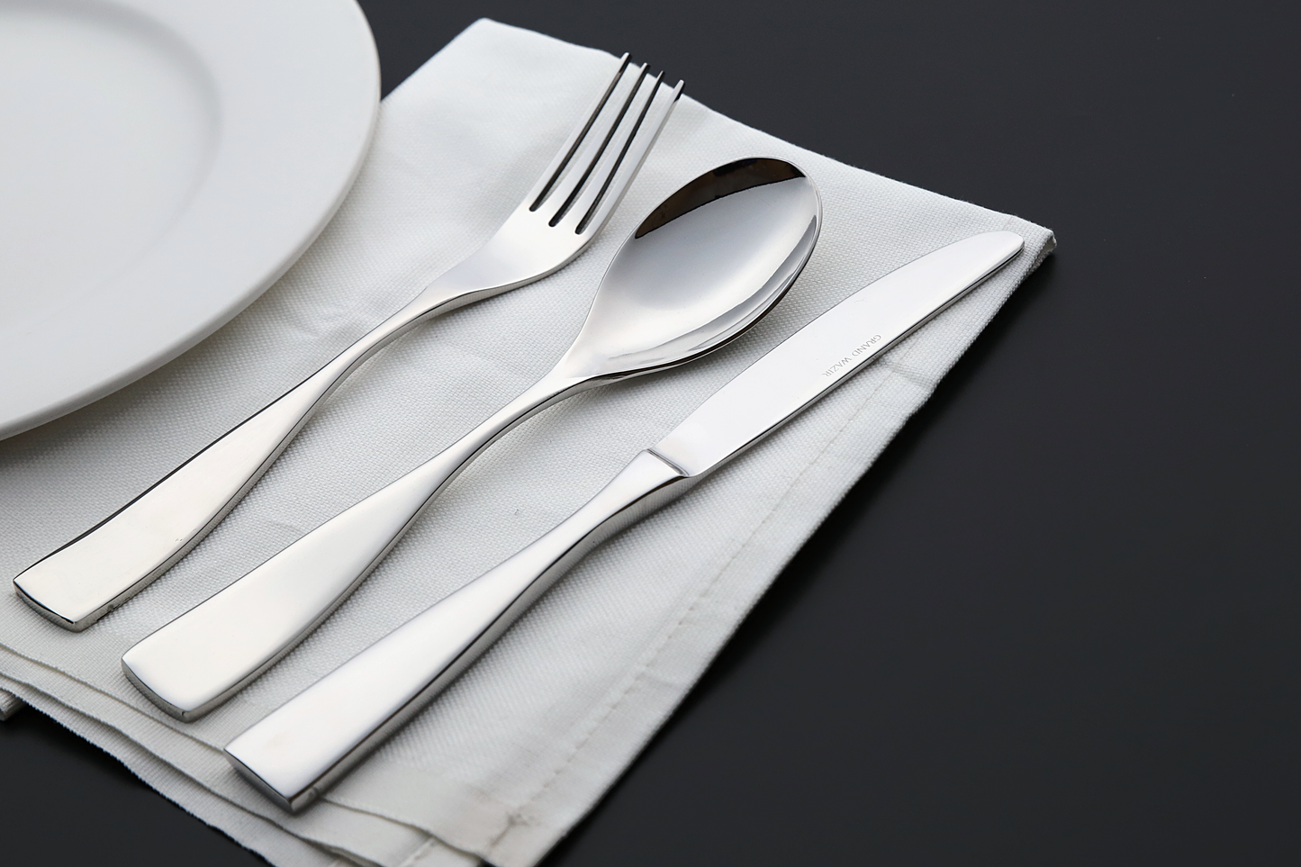 Artisan 4 Gauge Set: A Touch of Luxury at Every Meal