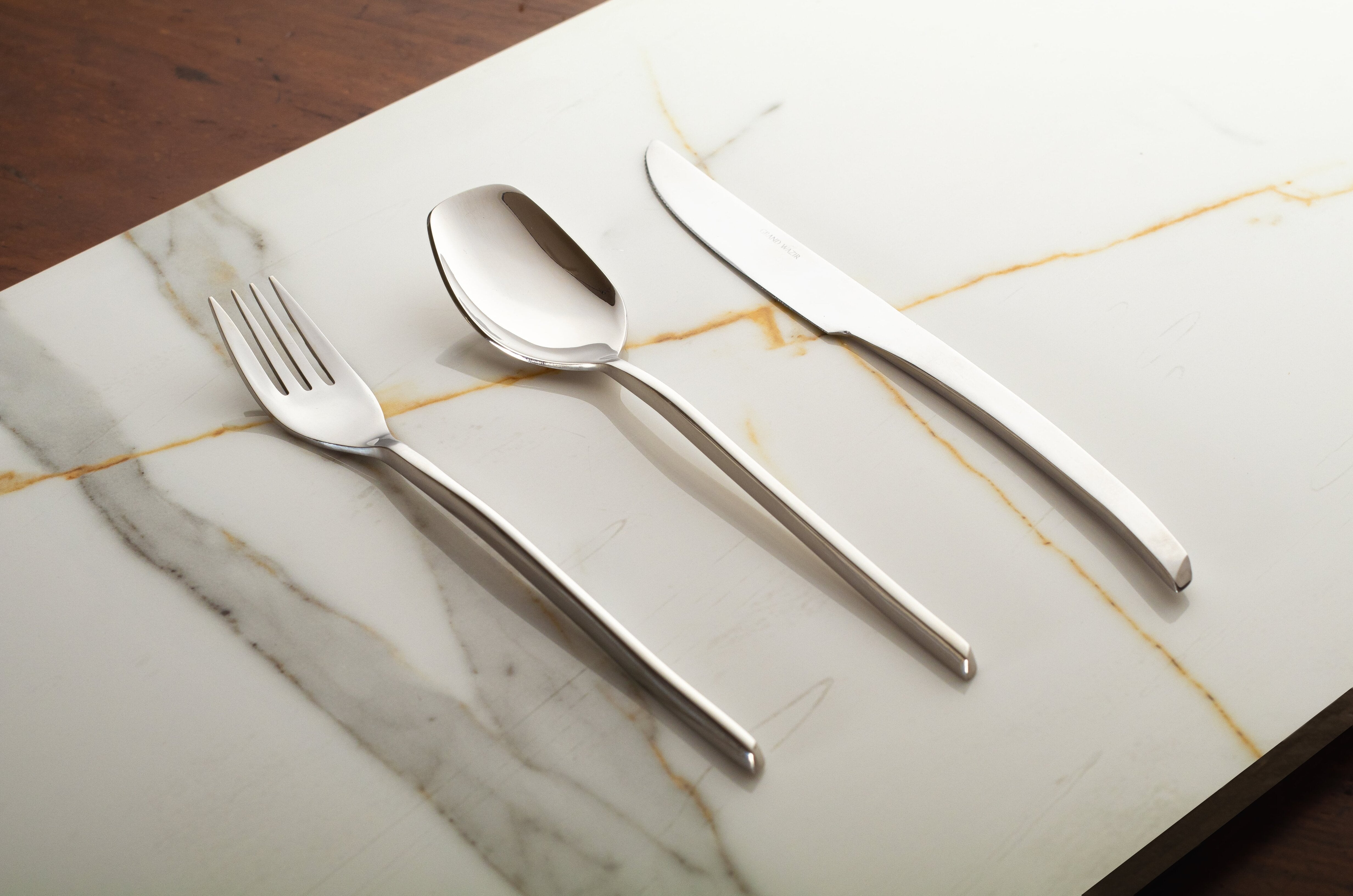 Pristine Cutlery Set in 4 Gauge